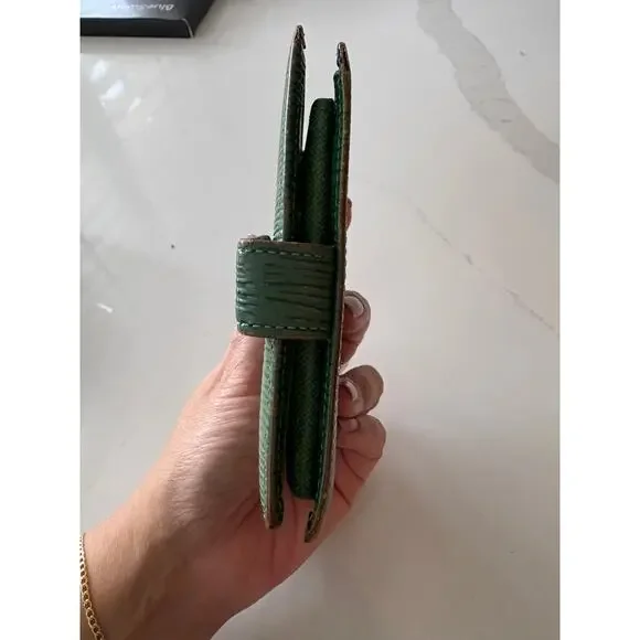 Louis Vuitton Green Epi Leather Bi-fold Snap Wallet - Picture 6 of 8